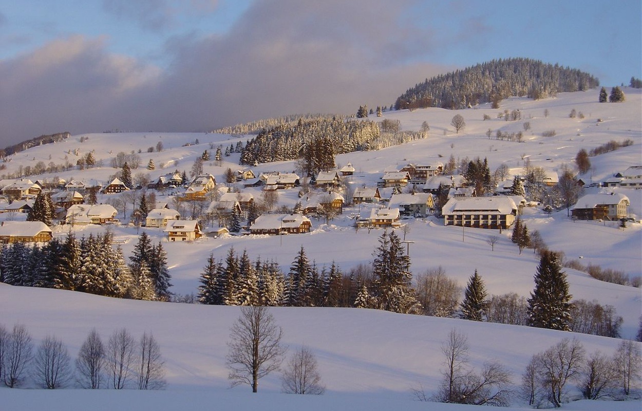 So schön kann der Schwarzwald-Winter im Bernauer Hochtal sein. So schön kann der Schwarzwald-Winter im Bernauer Hochtal sein.